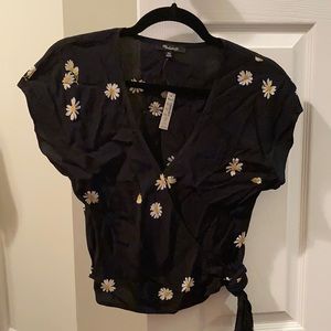Madewell Sash-Tie Wrap Top in Lazy Daisies